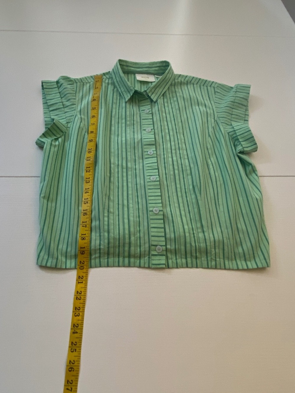 Maeve Collared Shrunken Button Down Blouse in Green Size Medium - Picture 11 of 11